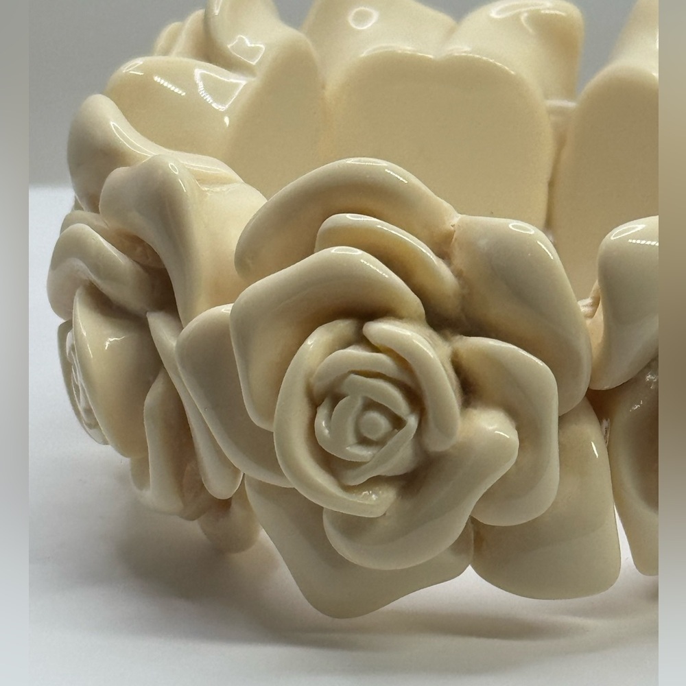 Vtg Cream Rose Bracelet - Picture 4 of 7